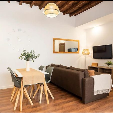 Rustic & Nice Apartment In Malaga Center Exterior foto