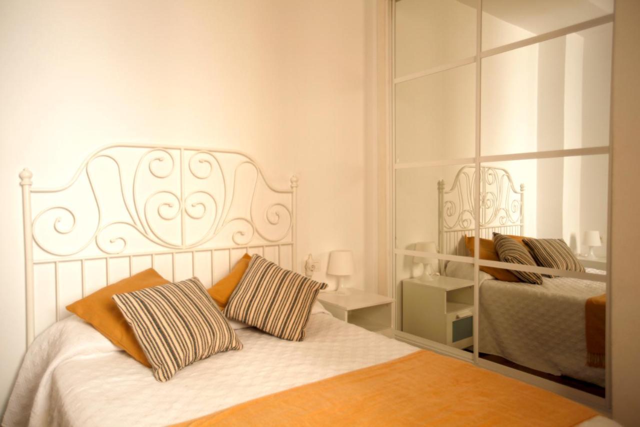 Rustic & Nice Apartment In Malaga Center Exterior foto